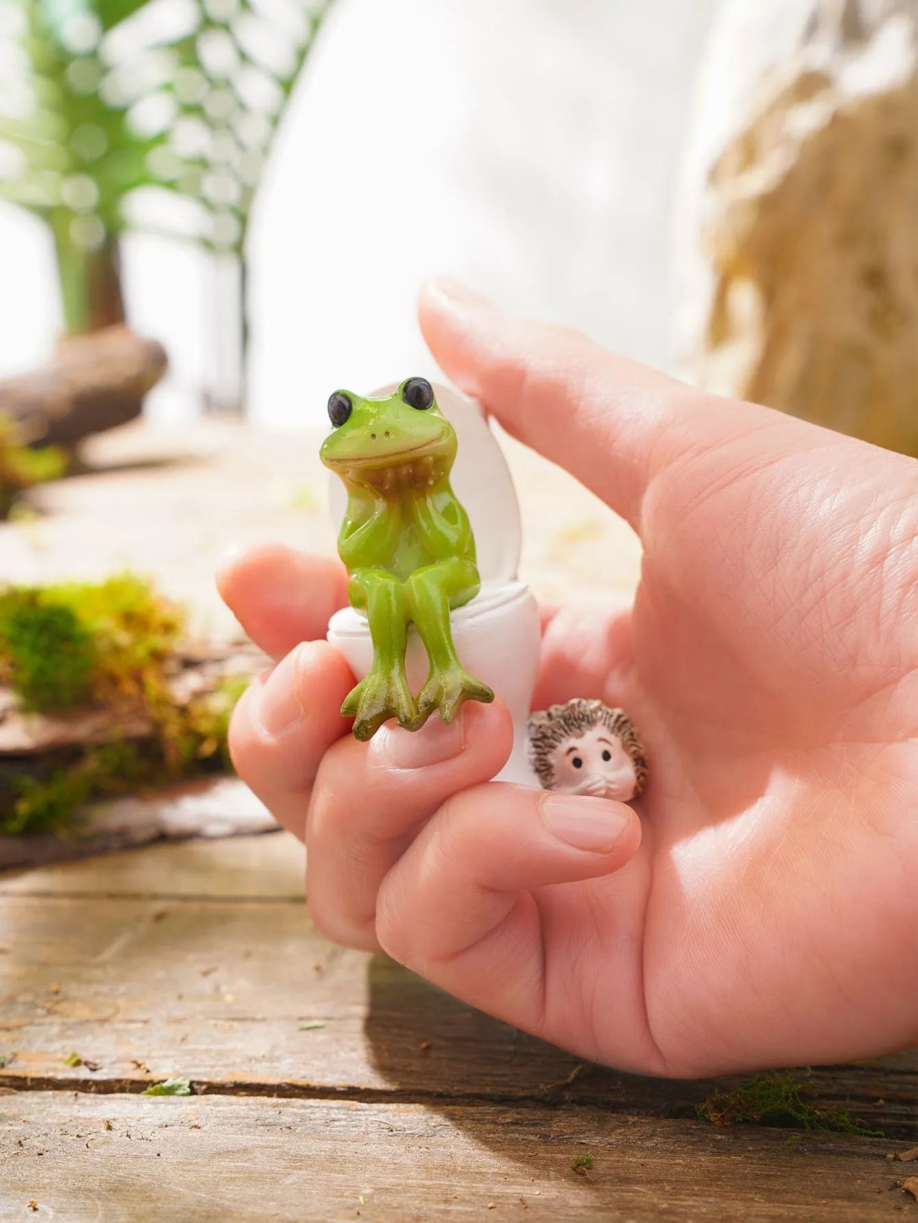 1pc Frog Shaped Micro Landscape Ornament