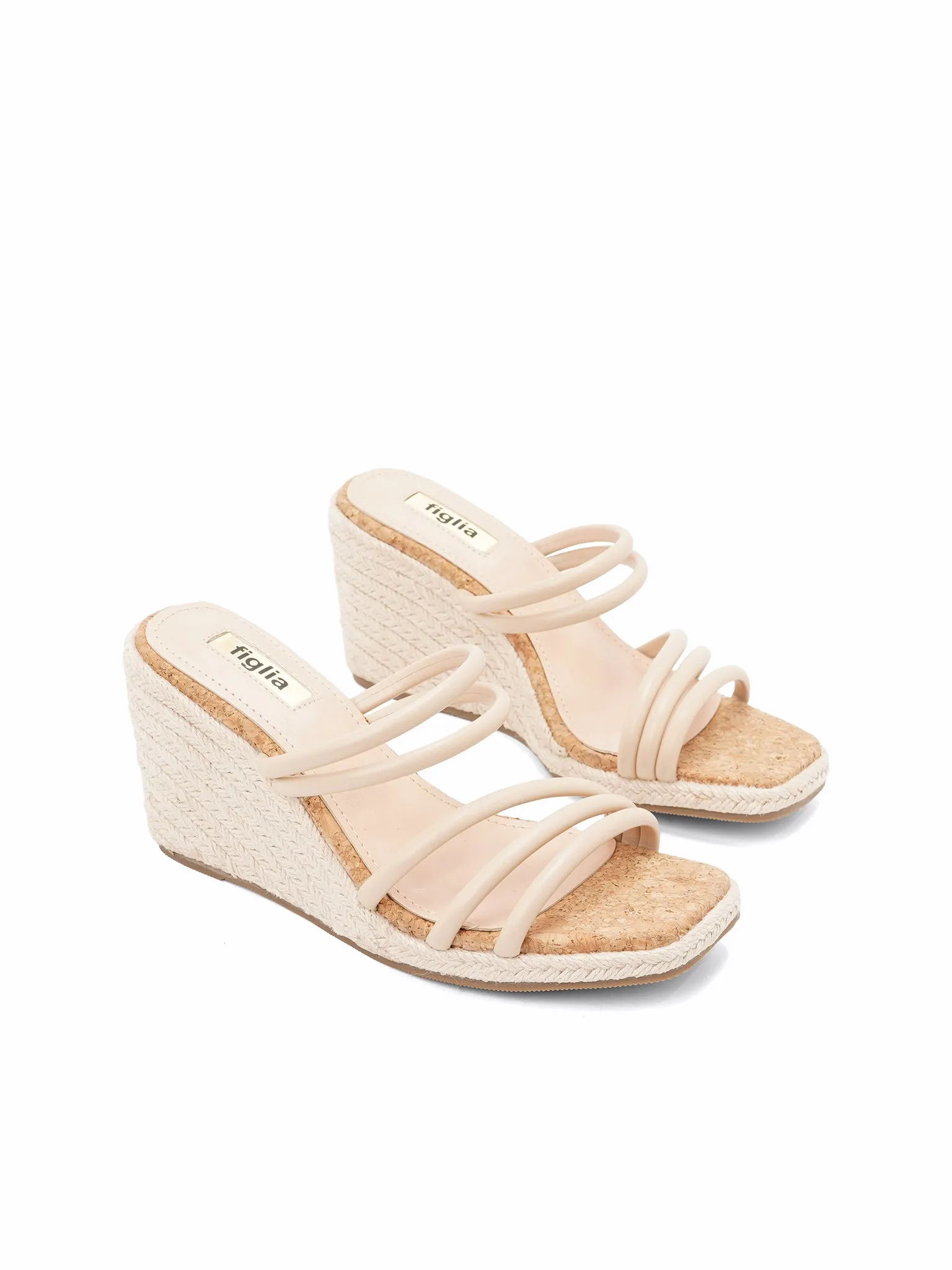 Amice Wedge Slides