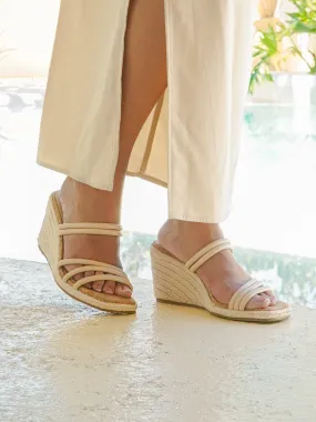 Amice Wedge Slides