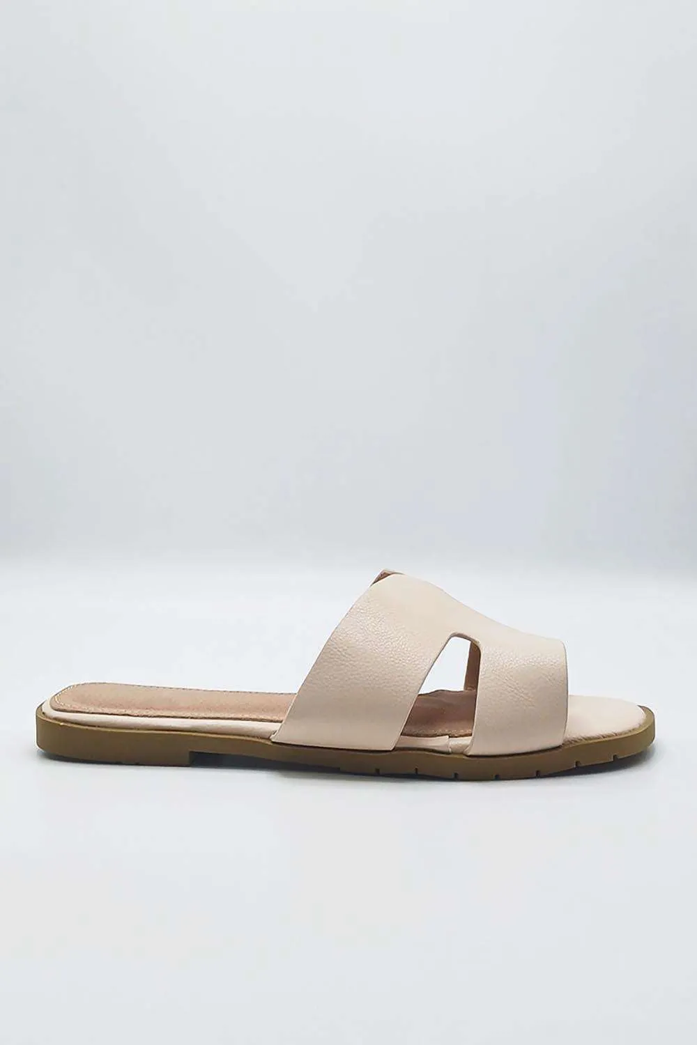 California Faux Leather Open Toe Flat Slider in Nude