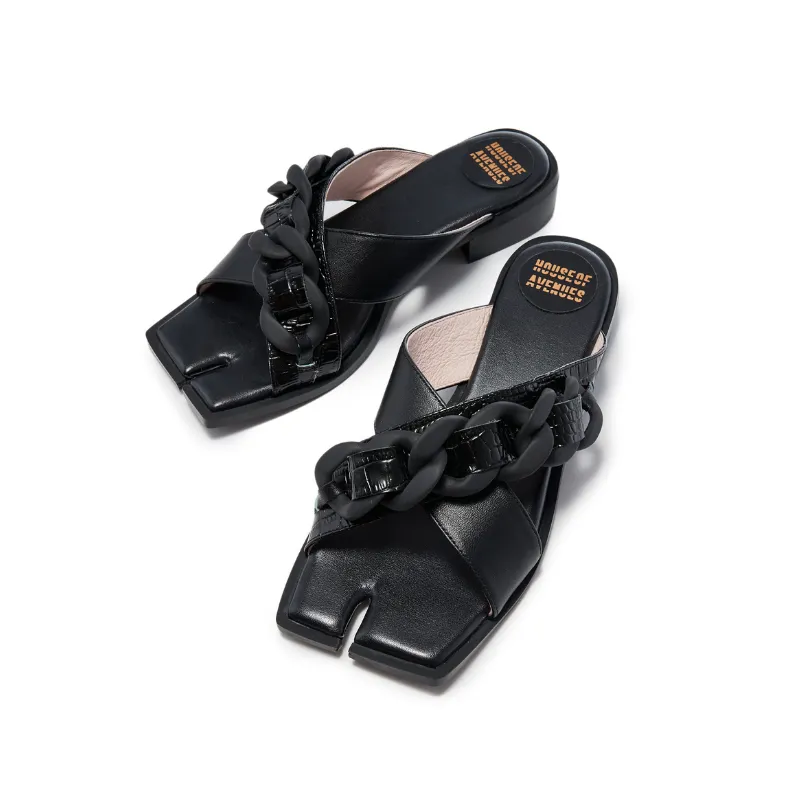 Ladies Square Toe Chain Flat Sandals 5627 Black