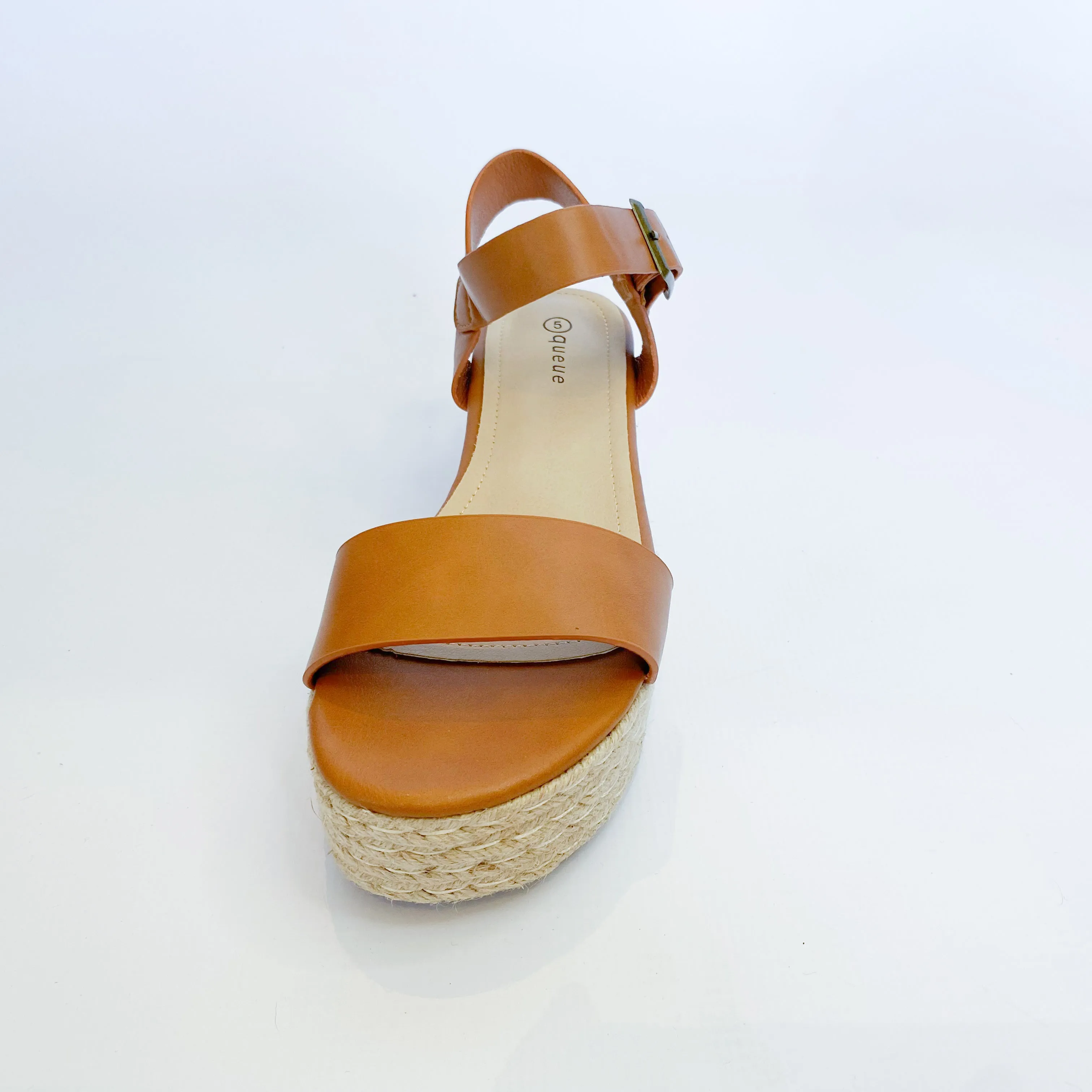 Queue tan platform wedge